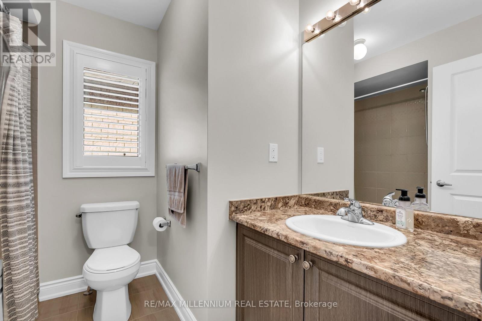 49 ZENITH AVENUE — photo 36