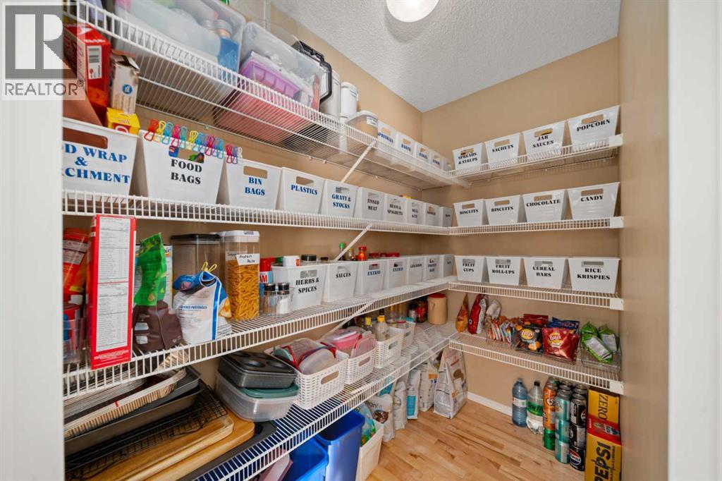 Single Family House for Sale in  Eversyde Heath SW Evergreen Calgary 