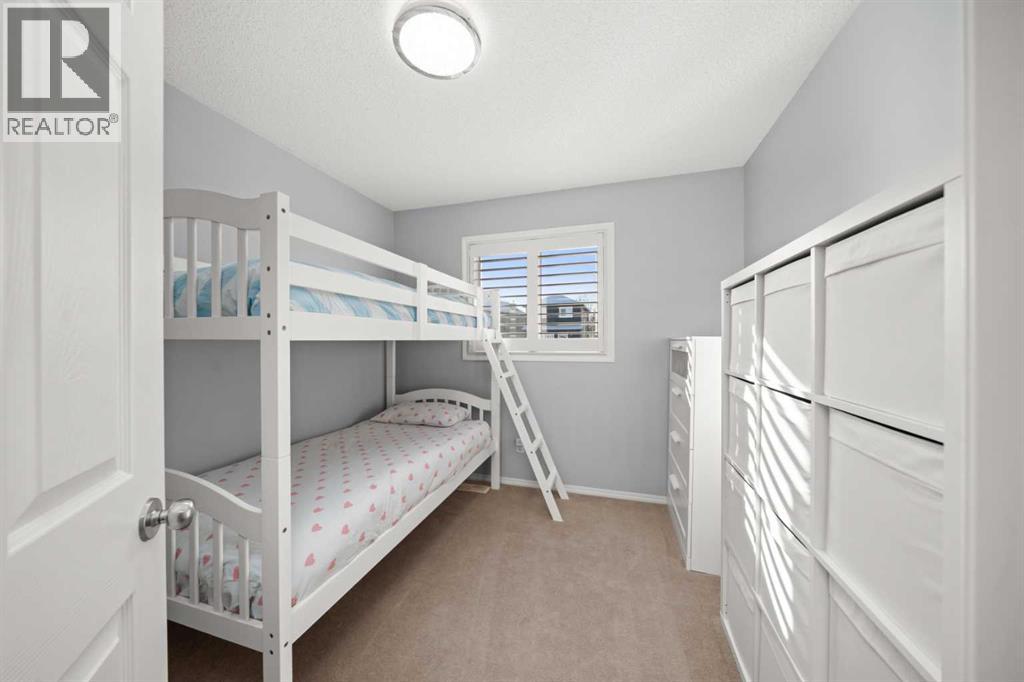 Single Family House for Sale in  Eversyde Heath SW Evergreen Calgary 