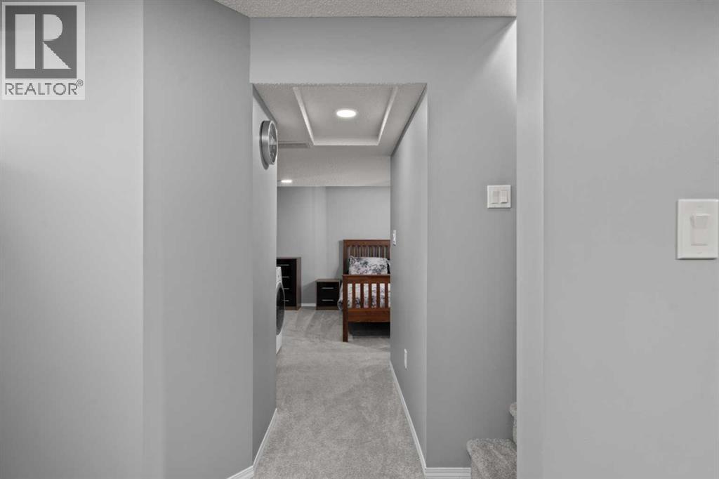 Single Family House for Sale in  Eversyde Heath SW Evergreen Calgary 