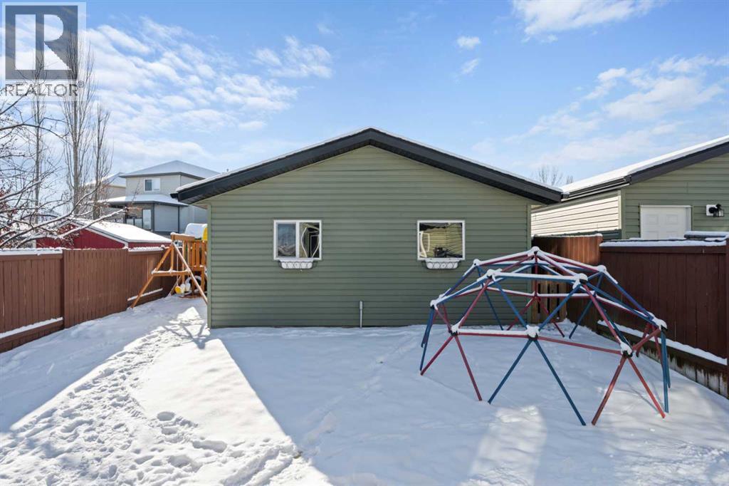 Single Family House for Sale in  Eversyde Heath SW Evergreen Calgary 