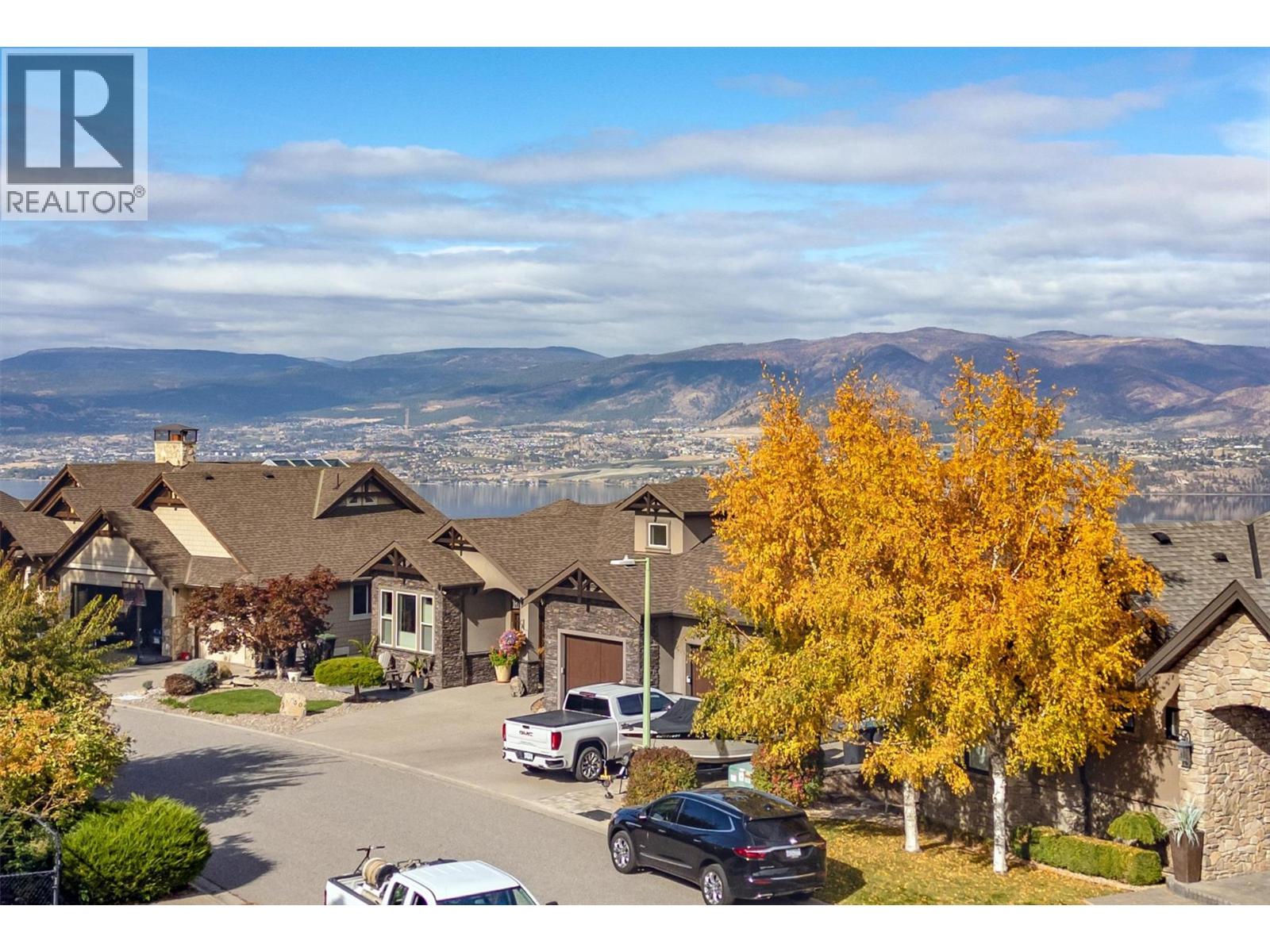 737 Kuipers Crescent, Kelowna