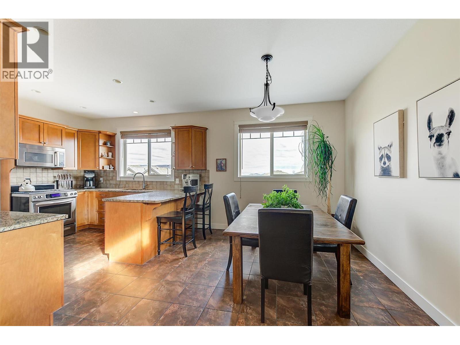 737 Kuipers Crescent, Kelowna