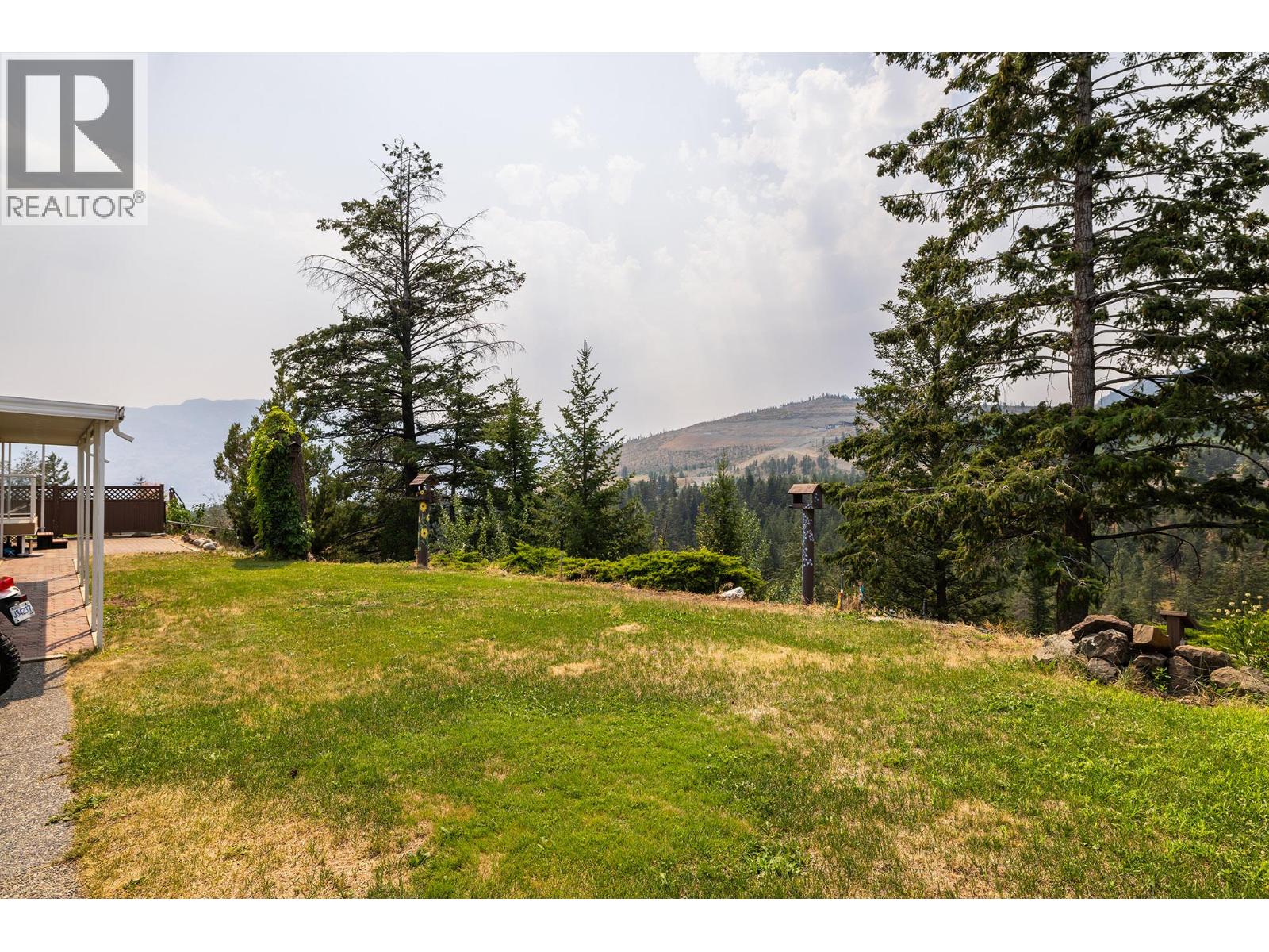 2571 Pineridge Place, West Kelowna