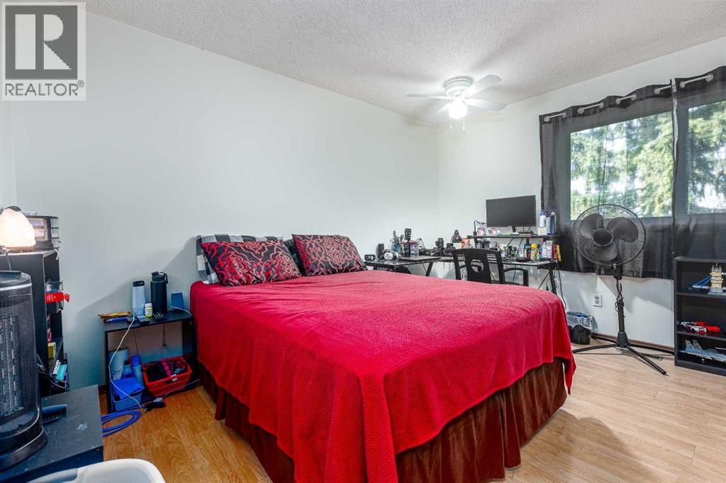 96 Holmes Street Street, Red Deer