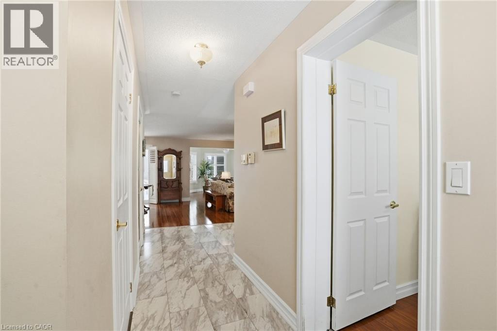 148 GLENARIFF Drive - 7