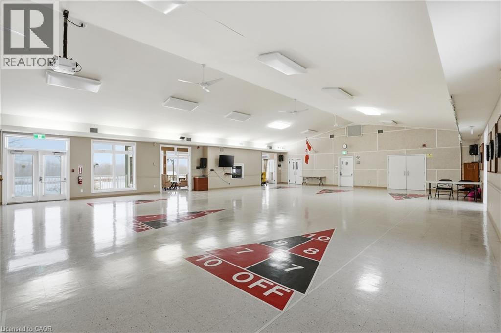 148 GLENARIFF Drive - 41