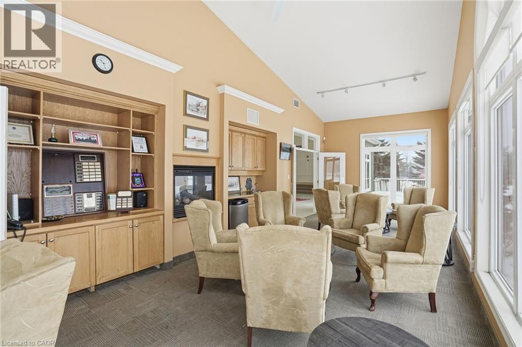 148 GLENARIFF Drive - 42