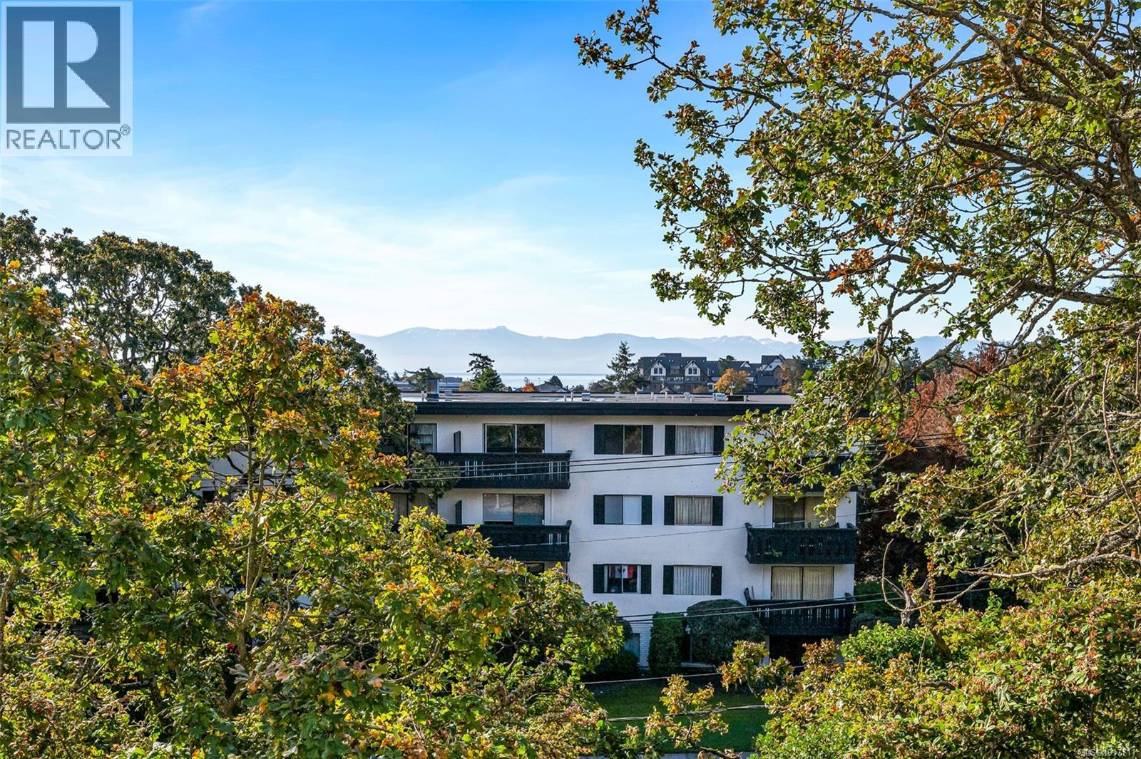 #205 1000 ESQUIMALT RD - 21