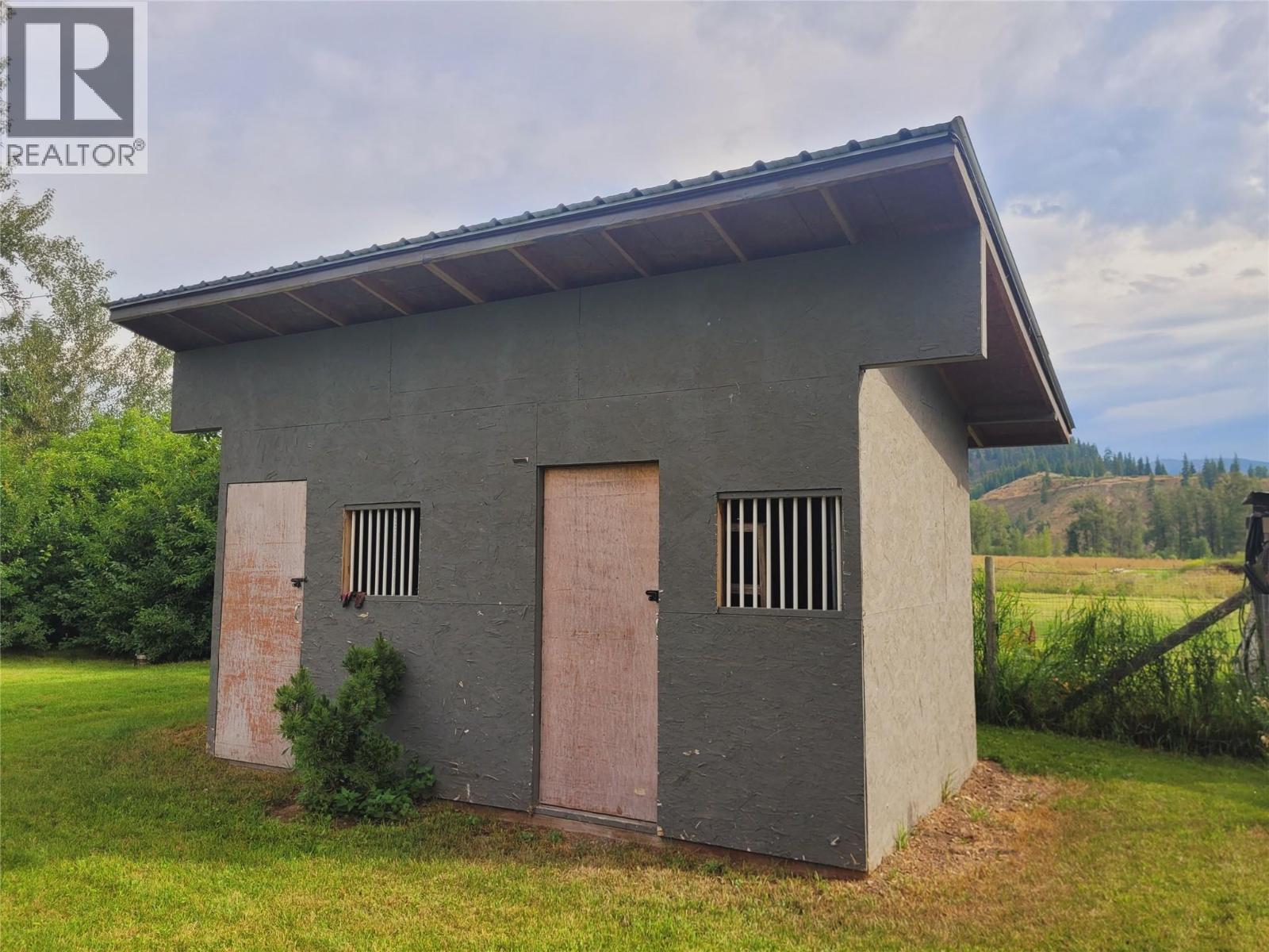  177 24 Highway, Little Fort