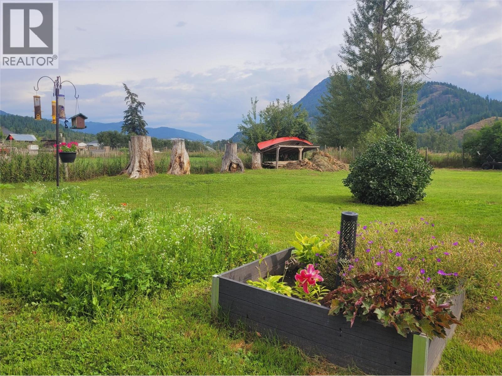  177 24 Highway, Little Fort