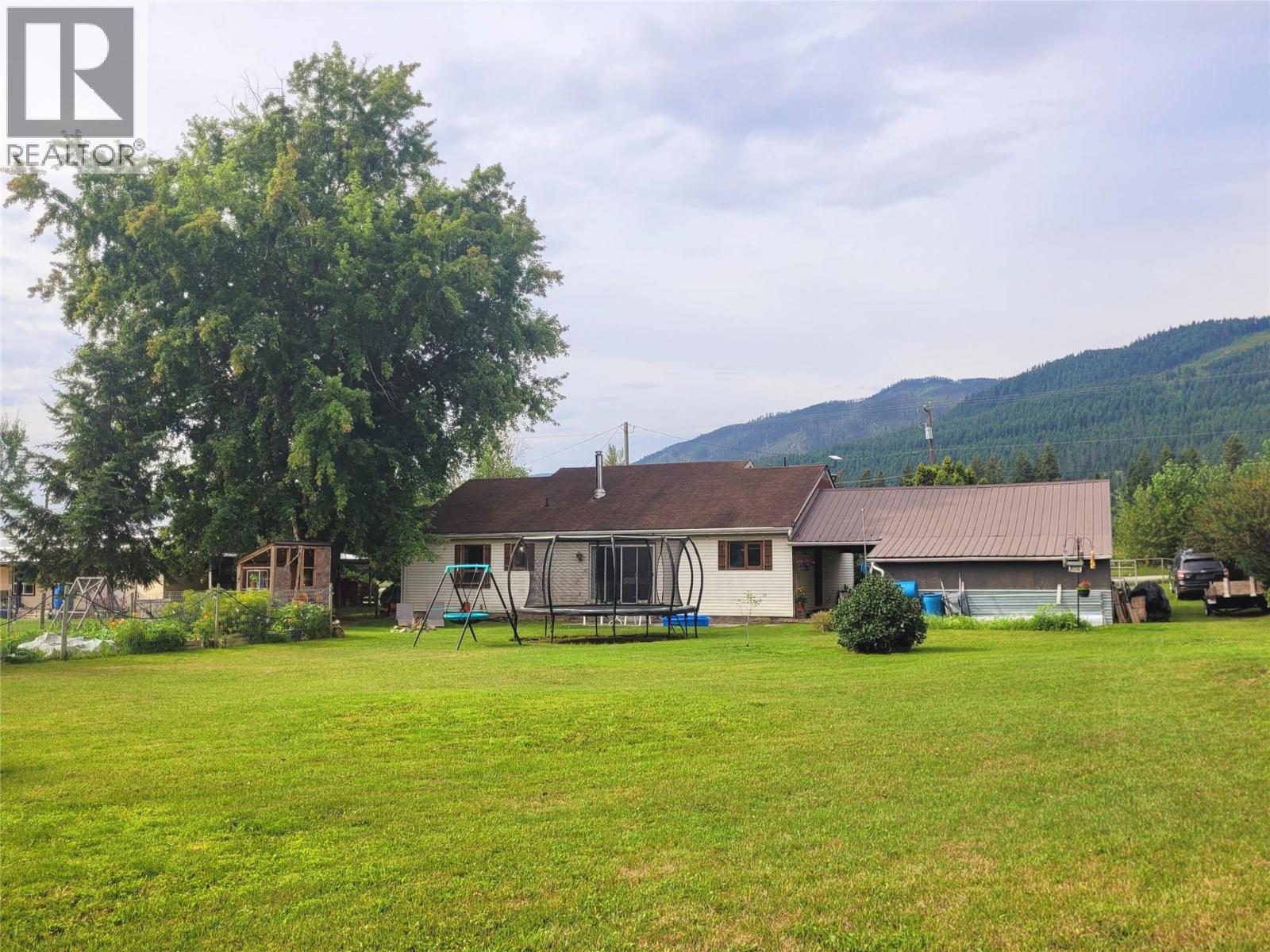  177 24 Highway, Little Fort