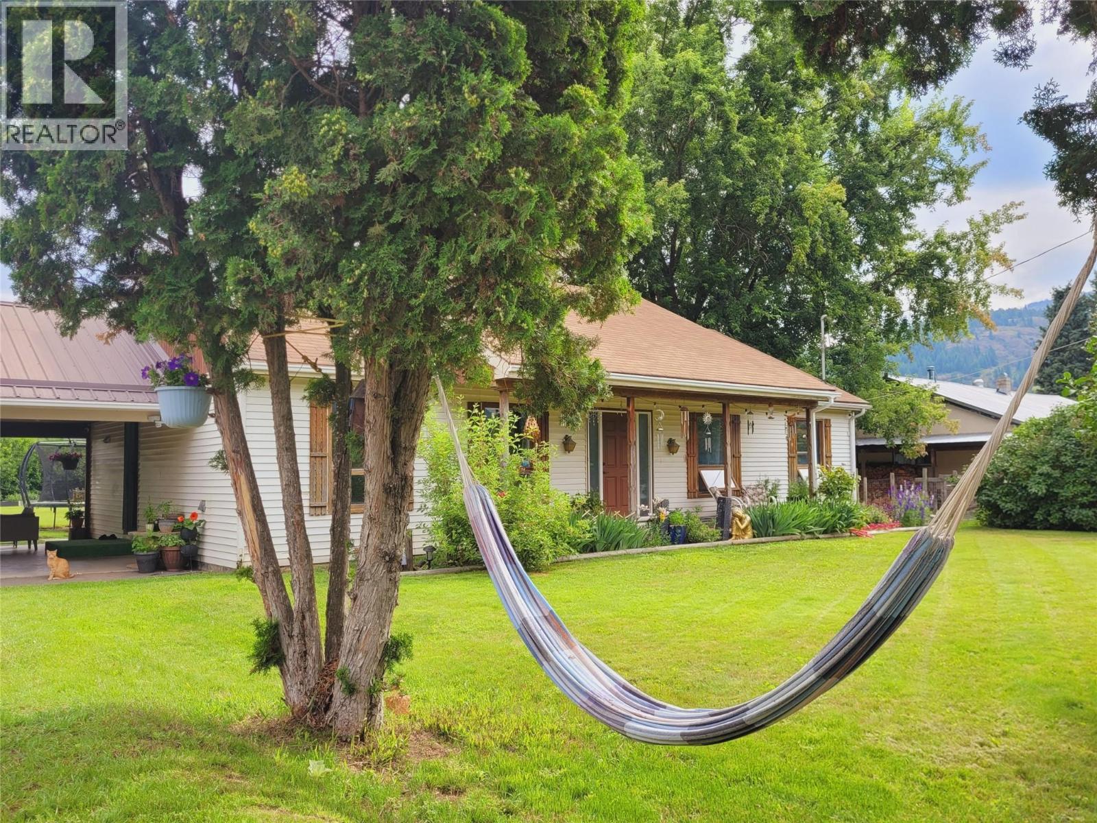  177 24 Highway, Little Fort