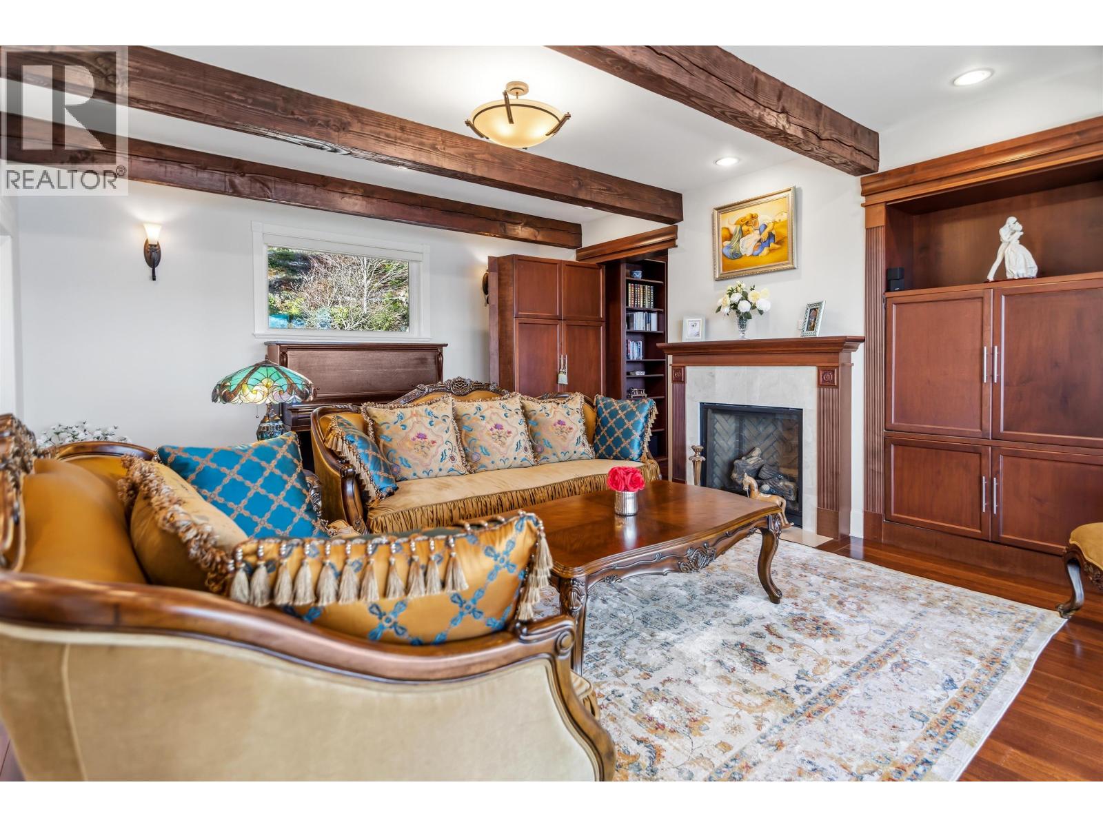 1128 TWIN ISLE DRIVE, Gibsons