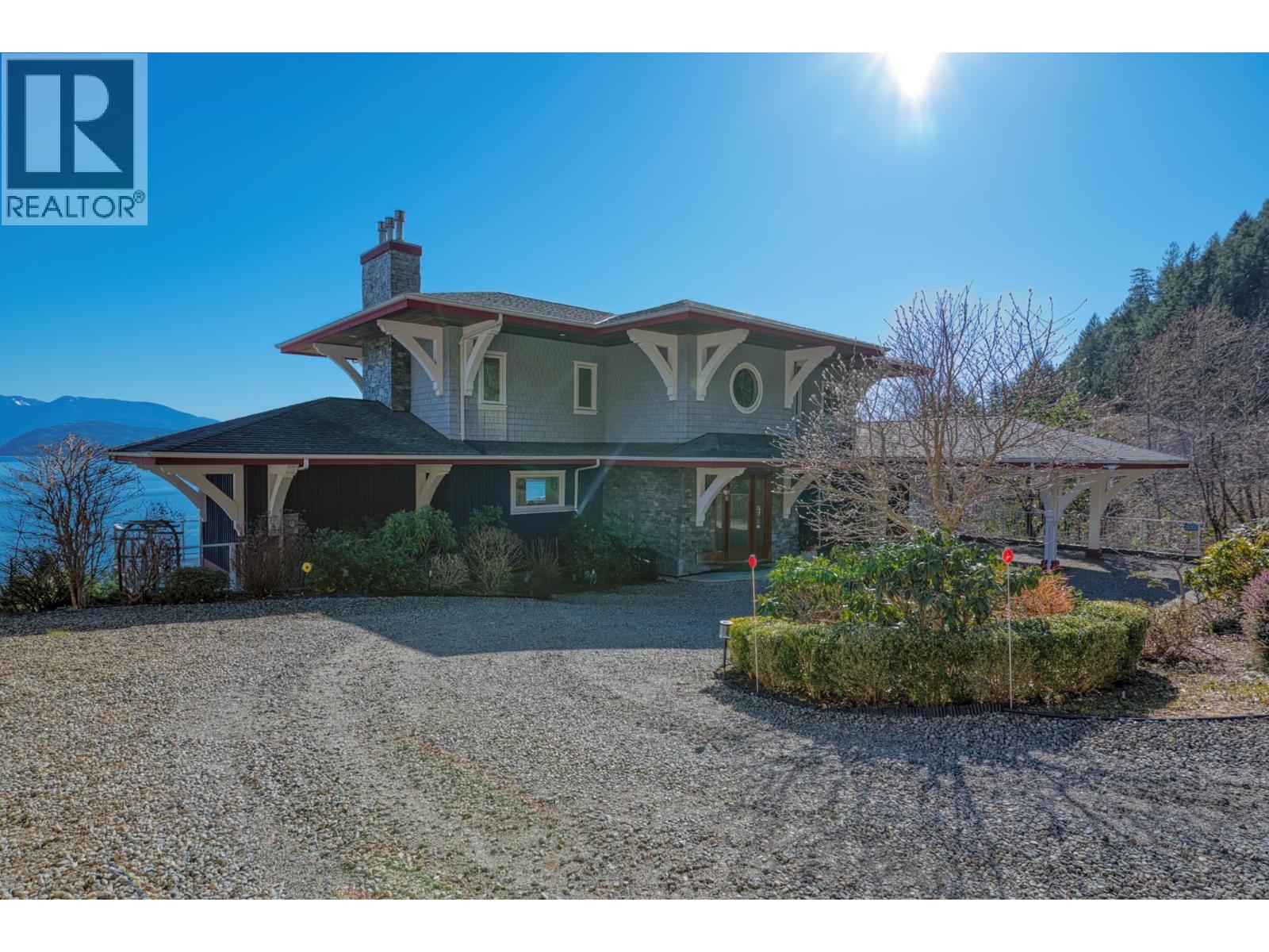 1128 TWIN ISLE DRIVE, Gibsons
