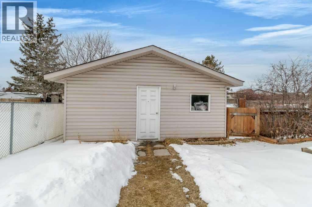 5844 70 Drive, Red Deer