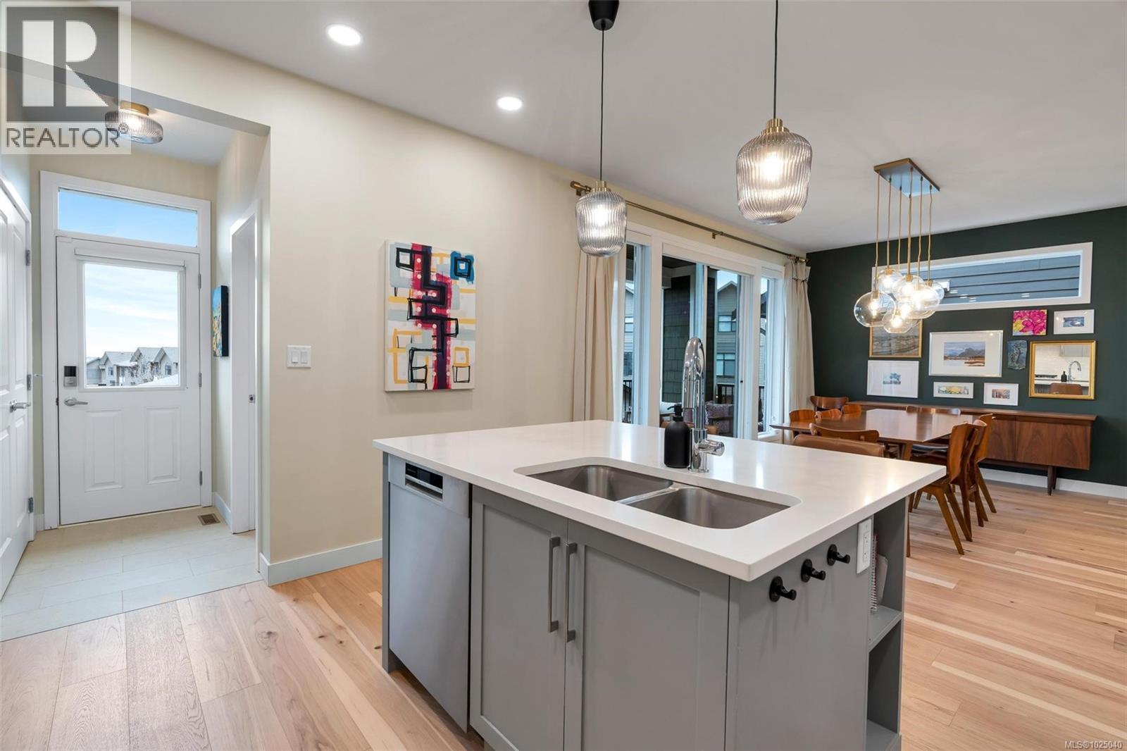 3545 RYDER HESJEDAL WAY - 12