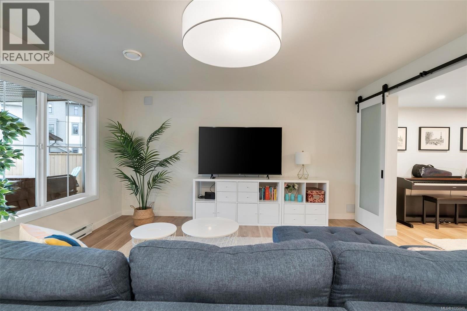 3545 RYDER HESJEDAL WAY - 40