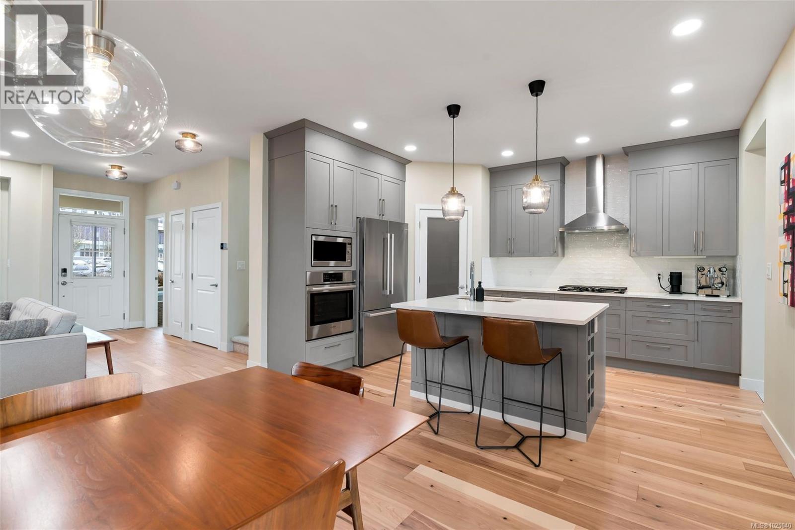 3545 RYDER HESJEDAL WAY - 16