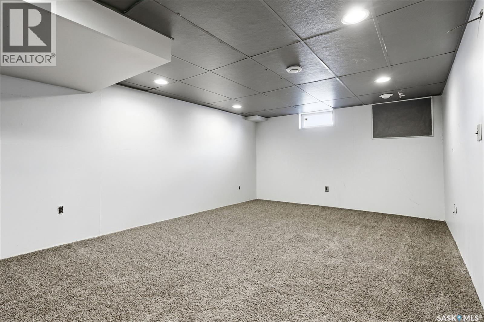 Single Family House for Sale in  Habkirk DRIVE Regina 