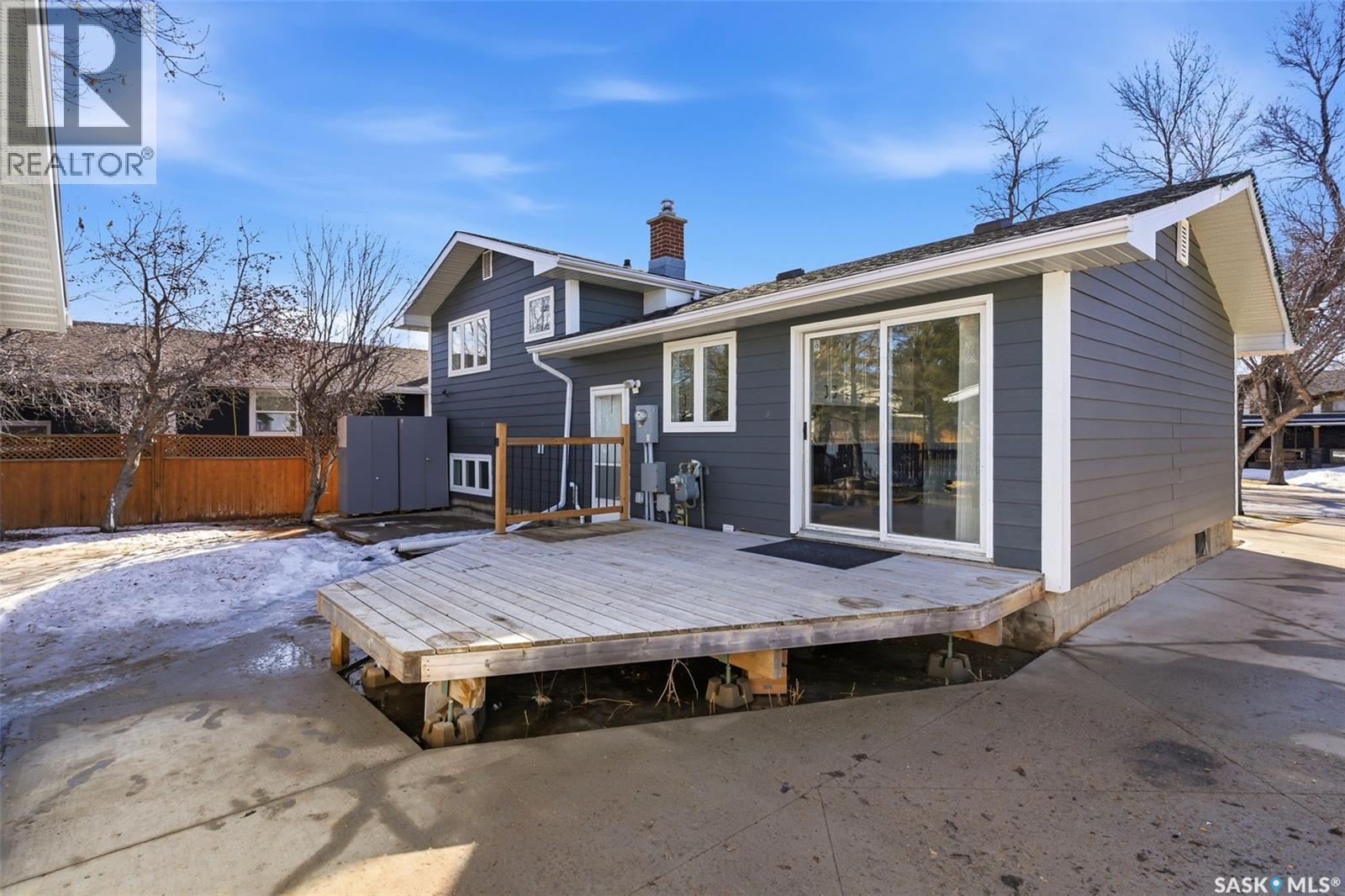 Single Family House for Sale in  Habkirk DRIVE Regina 