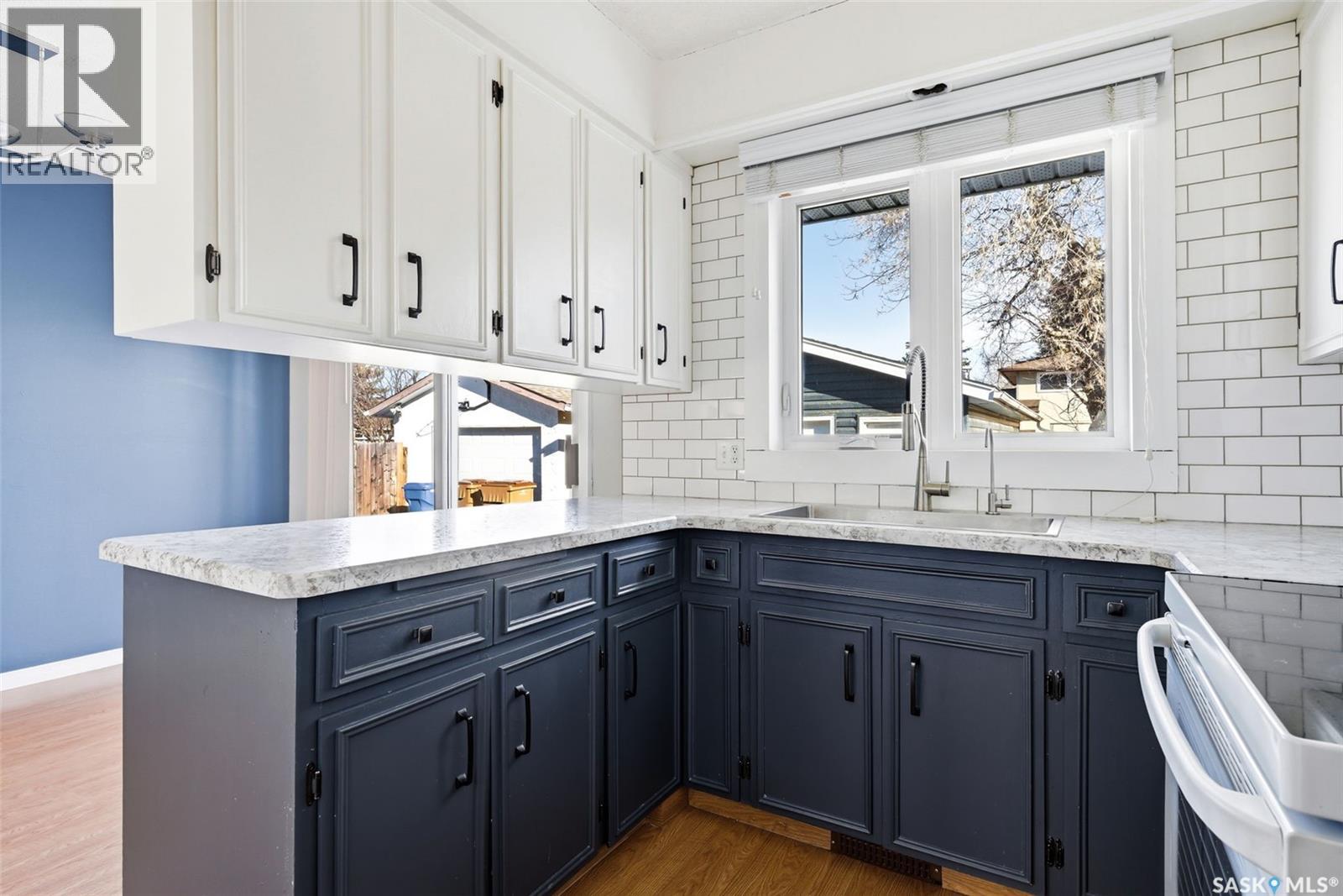 Single Family House for Sale in  Habkirk DRIVE Regina 