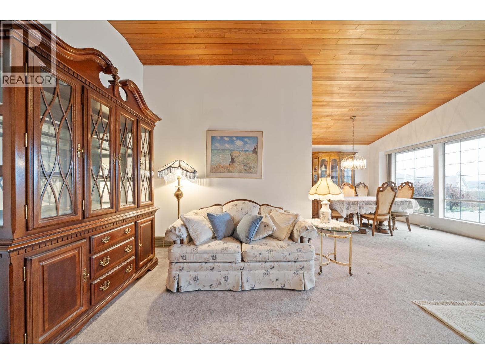 431 GLENBROOK DRIVE, New Westminster