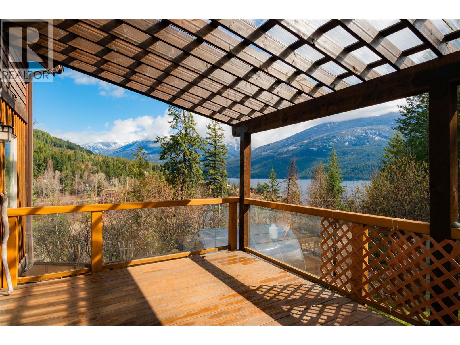 641 West Front Street, Kaslo