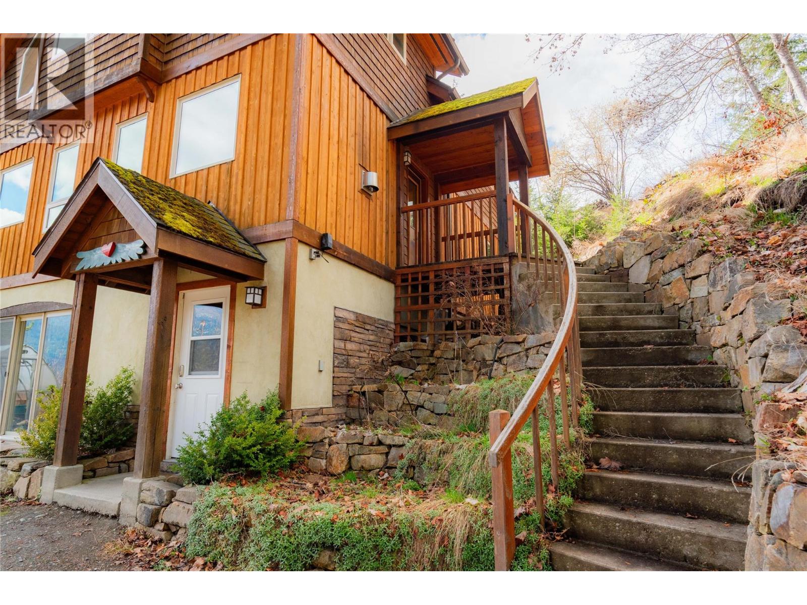 641 West Front Street, Kaslo