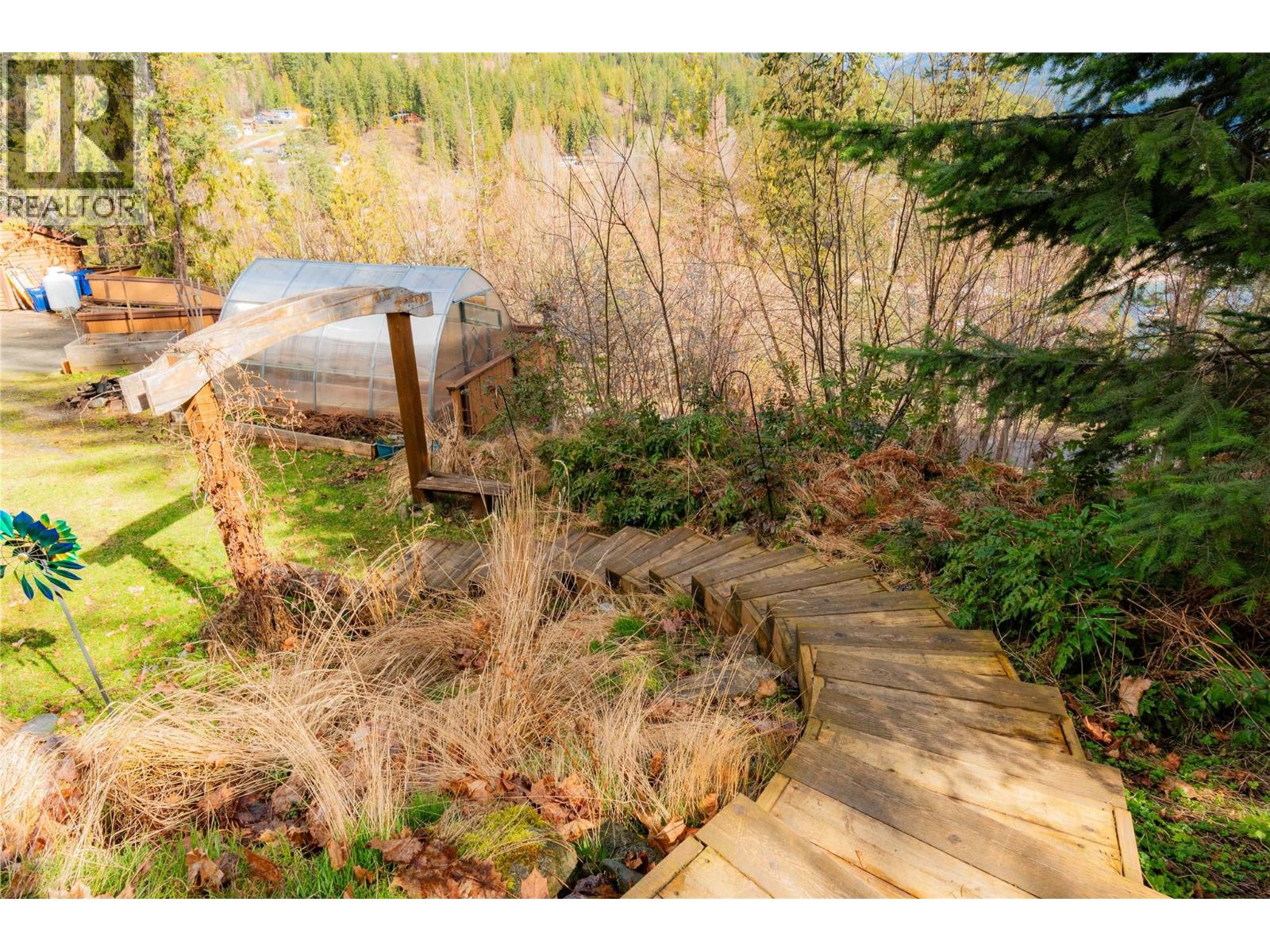 641 West Front Street, Kaslo