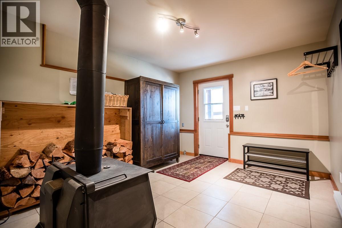 641 West Front Street, Kaslo