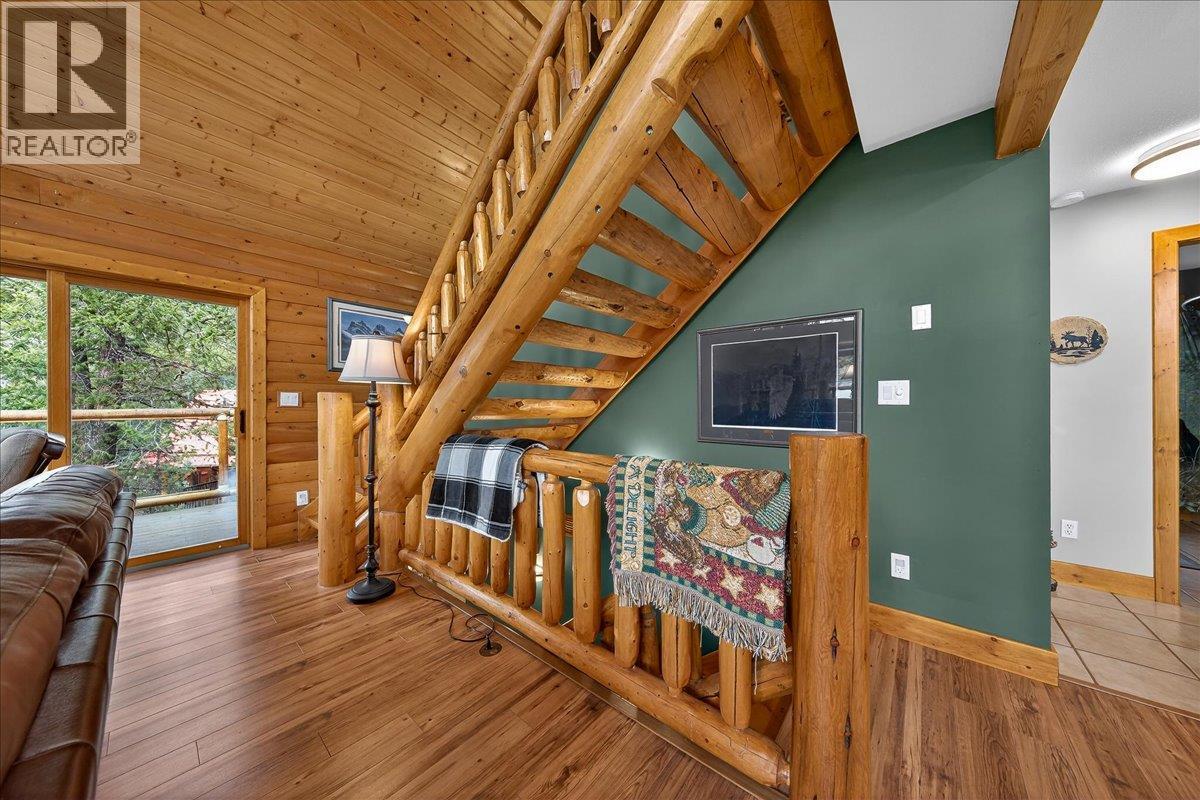  8385 Bighorn  Sheep Lane, Canal Flats