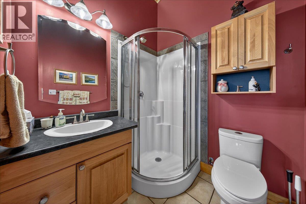  8385 Bighorn  Sheep Lane, Canal Flats