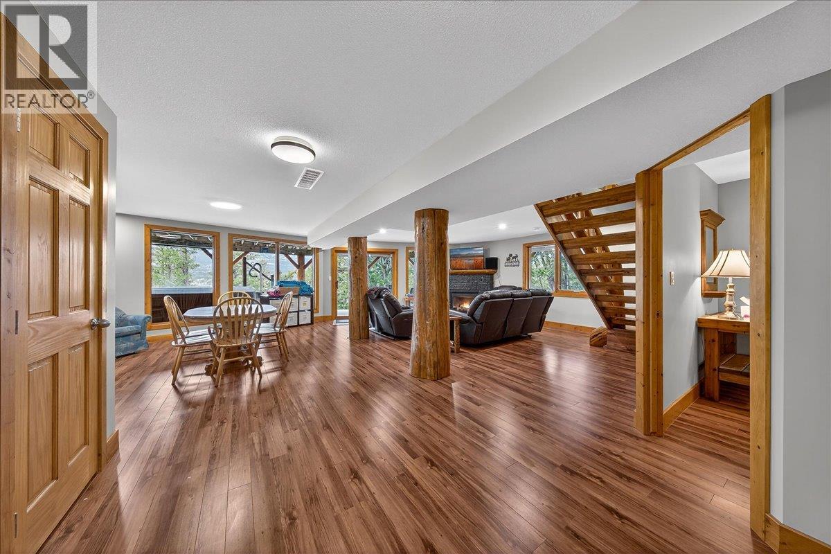  8385 Bighorn  Sheep Lane, Canal Flats