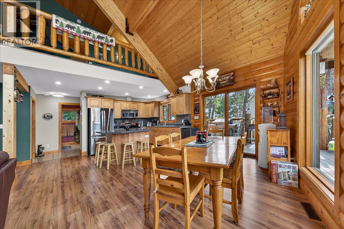  8385 Bighorn  Sheep Lane, Canal Flats