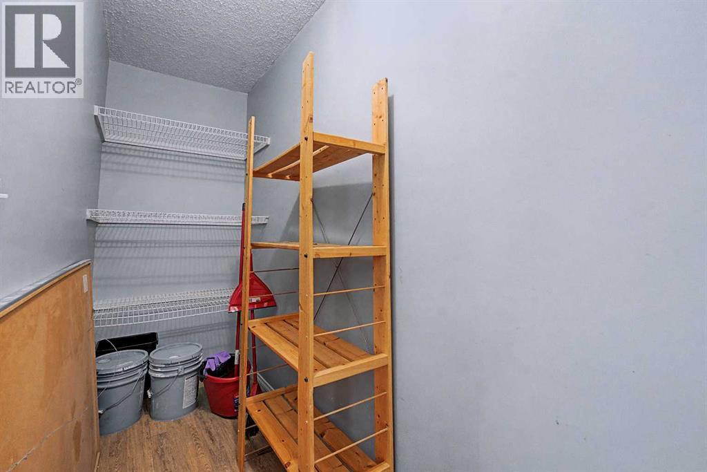 Single Family House for Sale in C  Dalton Drive NW Dalhousie Calgary 