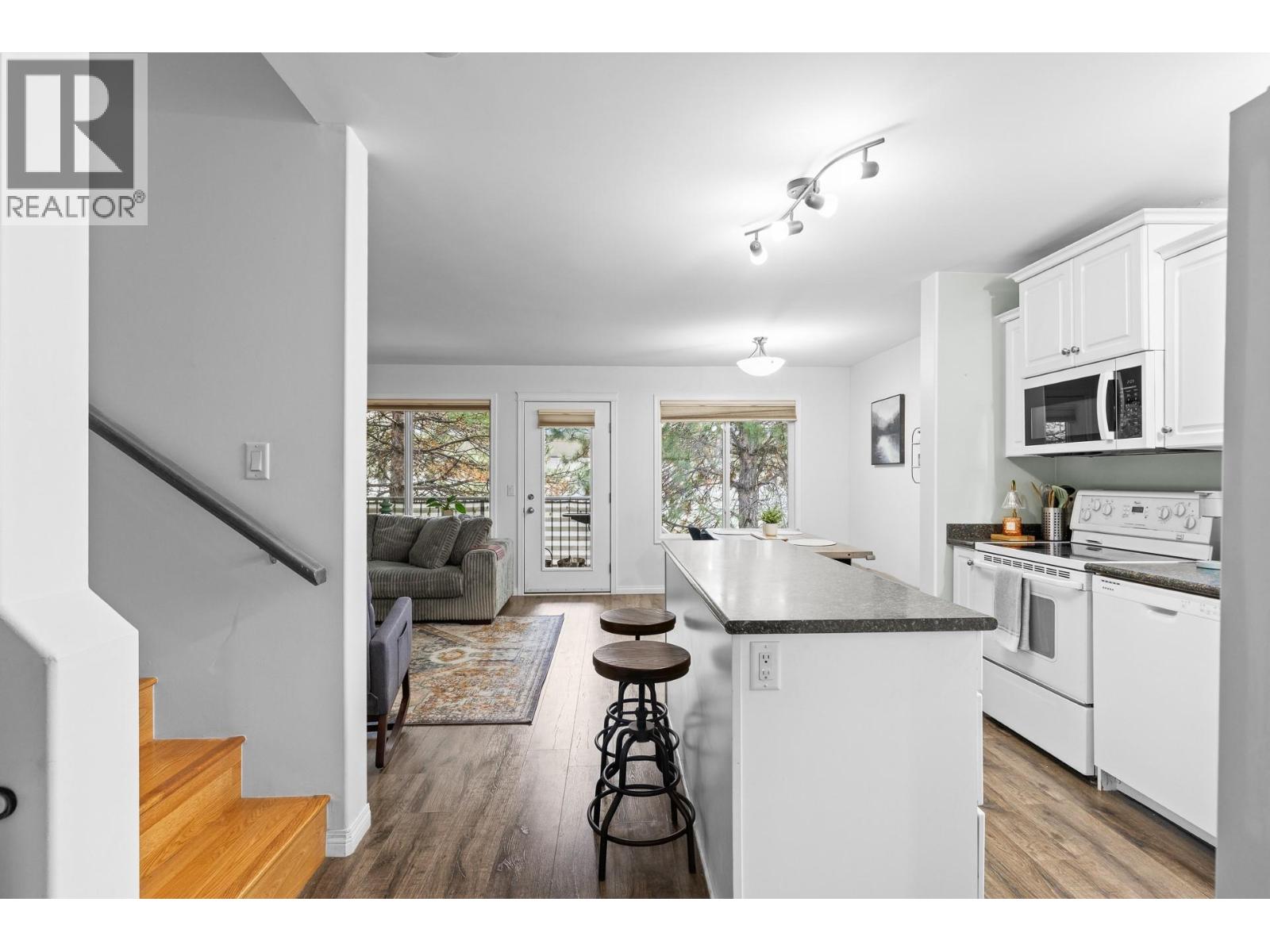 #113 5460 Clements Crescent Lot# lot 9 - 4