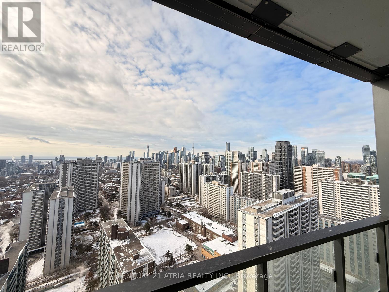 3221 - 585 BLOOR STREET E