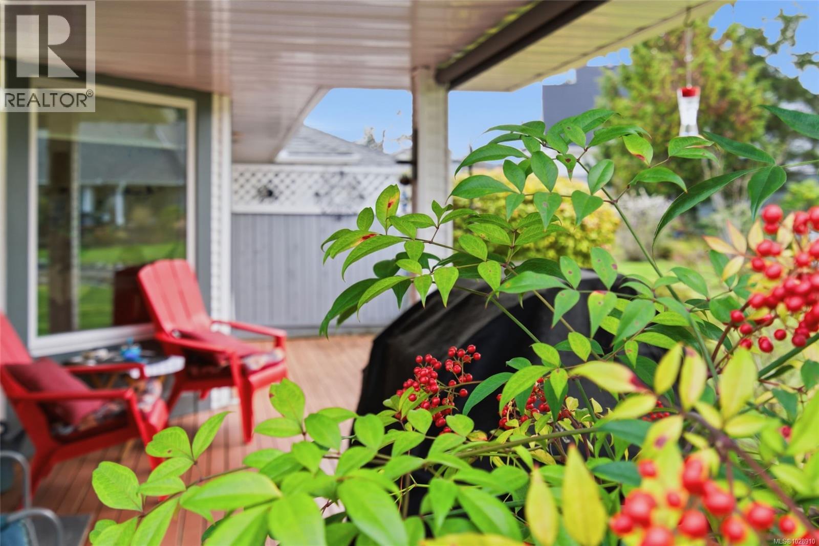 #207 330 DOGWOOD ST N - 14