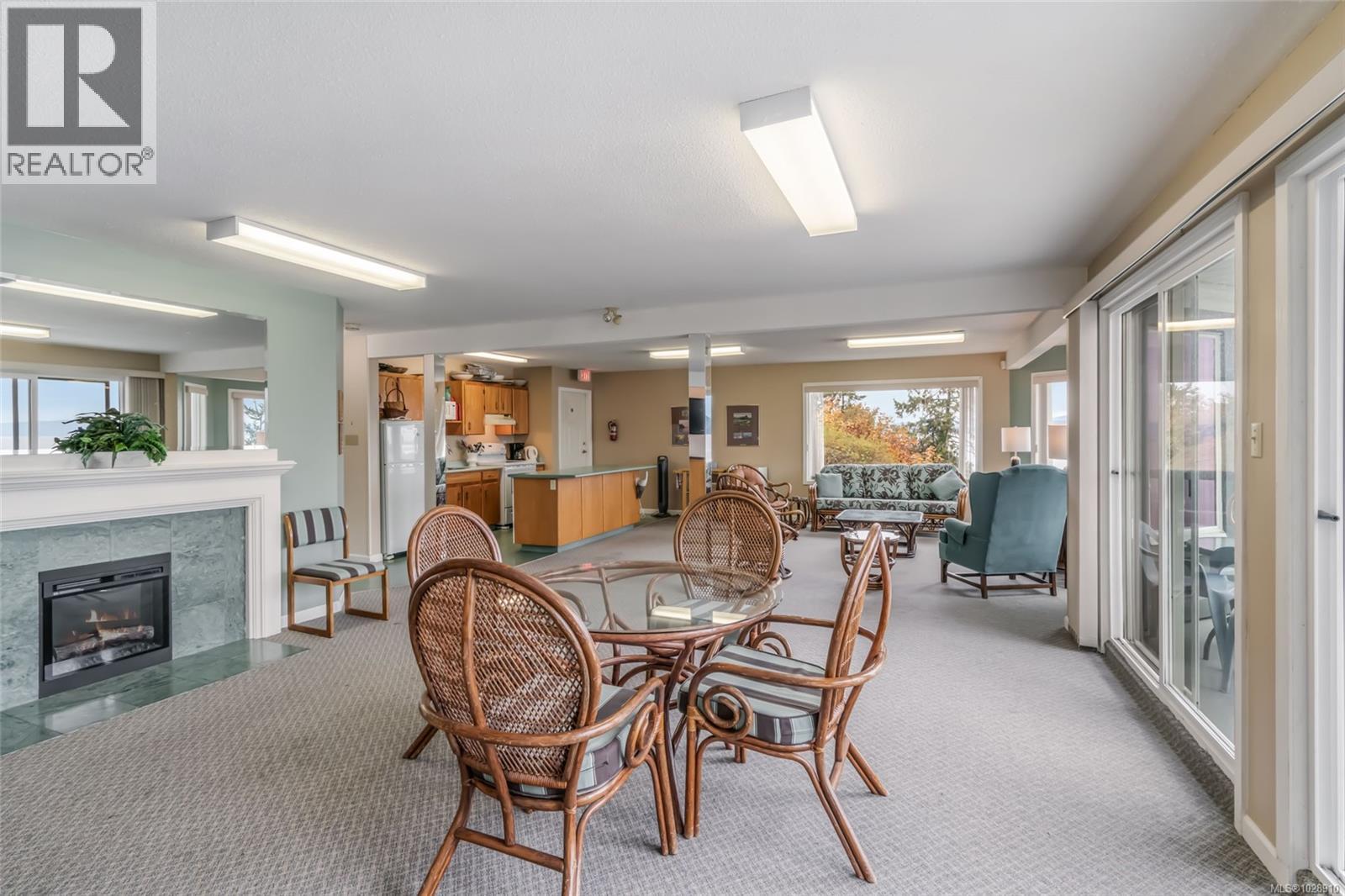 #207 330 DOGWOOD ST N - 41