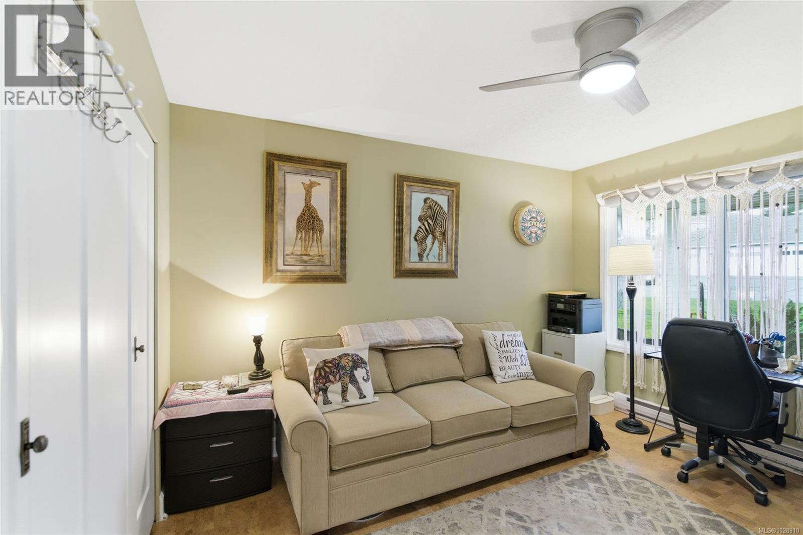 #207 330 DOGWOOD ST N - 25