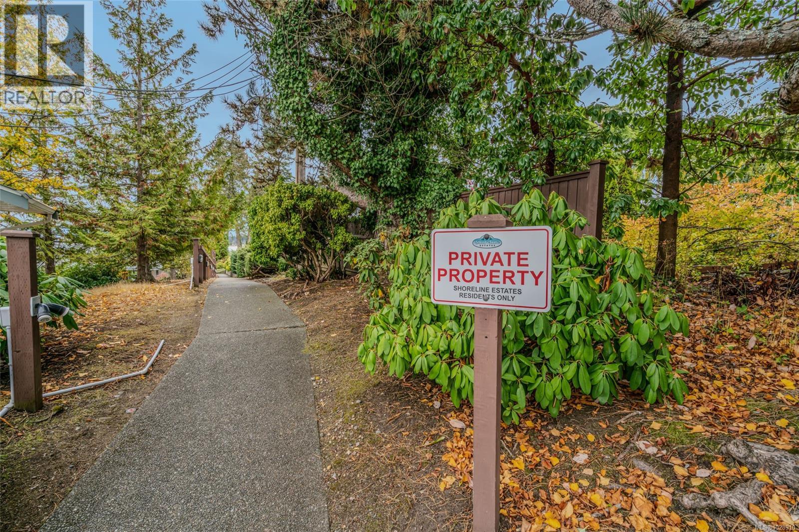 #207 330 DOGWOOD ST N - 34