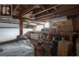 2898 Glenwood Ave, Saanich, BC V9A2S2 Photo 44