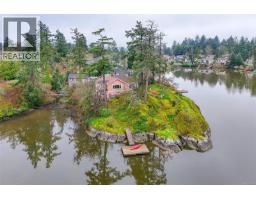 2898 Glenwood Ave, Saanich, BC V9A2S2 Photo 17