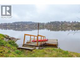 2898 Glenwood Ave, Saanich, BC V9A2S2 Photo 65