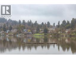 2898 Glenwood Ave, Saanich, BC V9A2S2 Photo 68