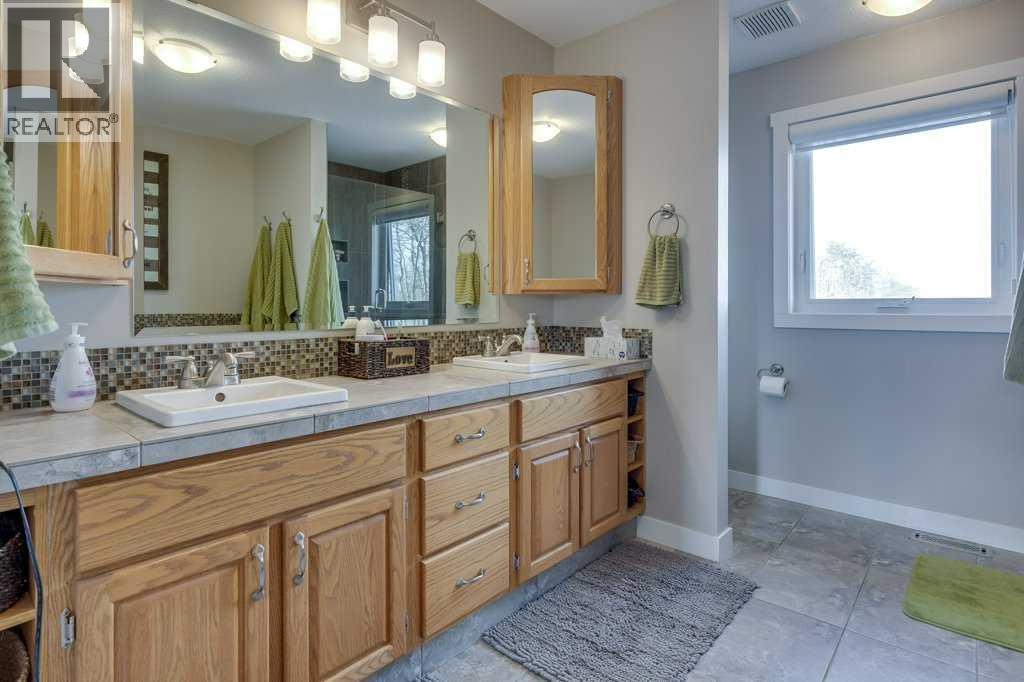 38444 Range Road 270, Rural Red Deer County