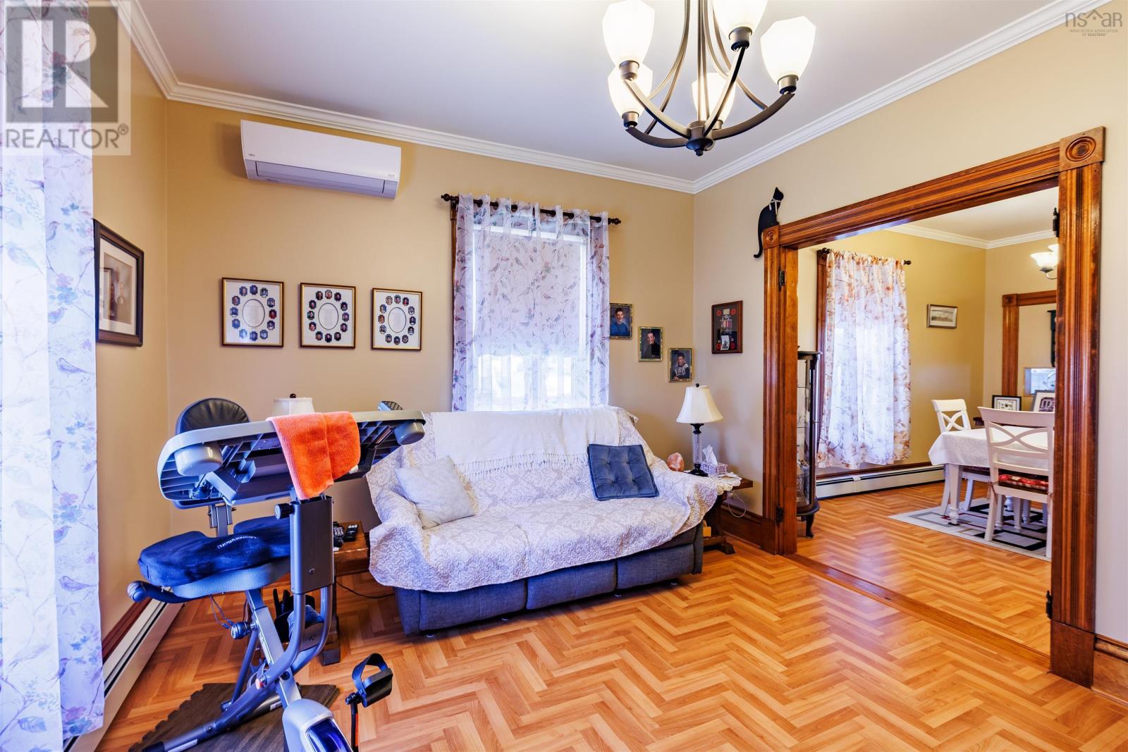 Property 11 of 38 of 26 King Street