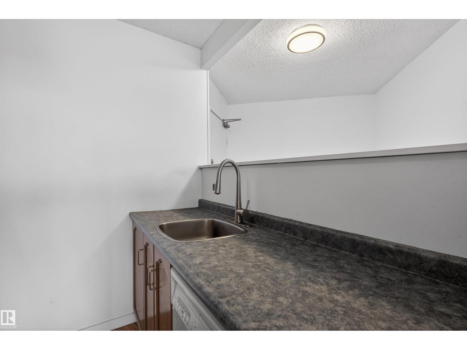 #1608 10045 117 ST NW - 6