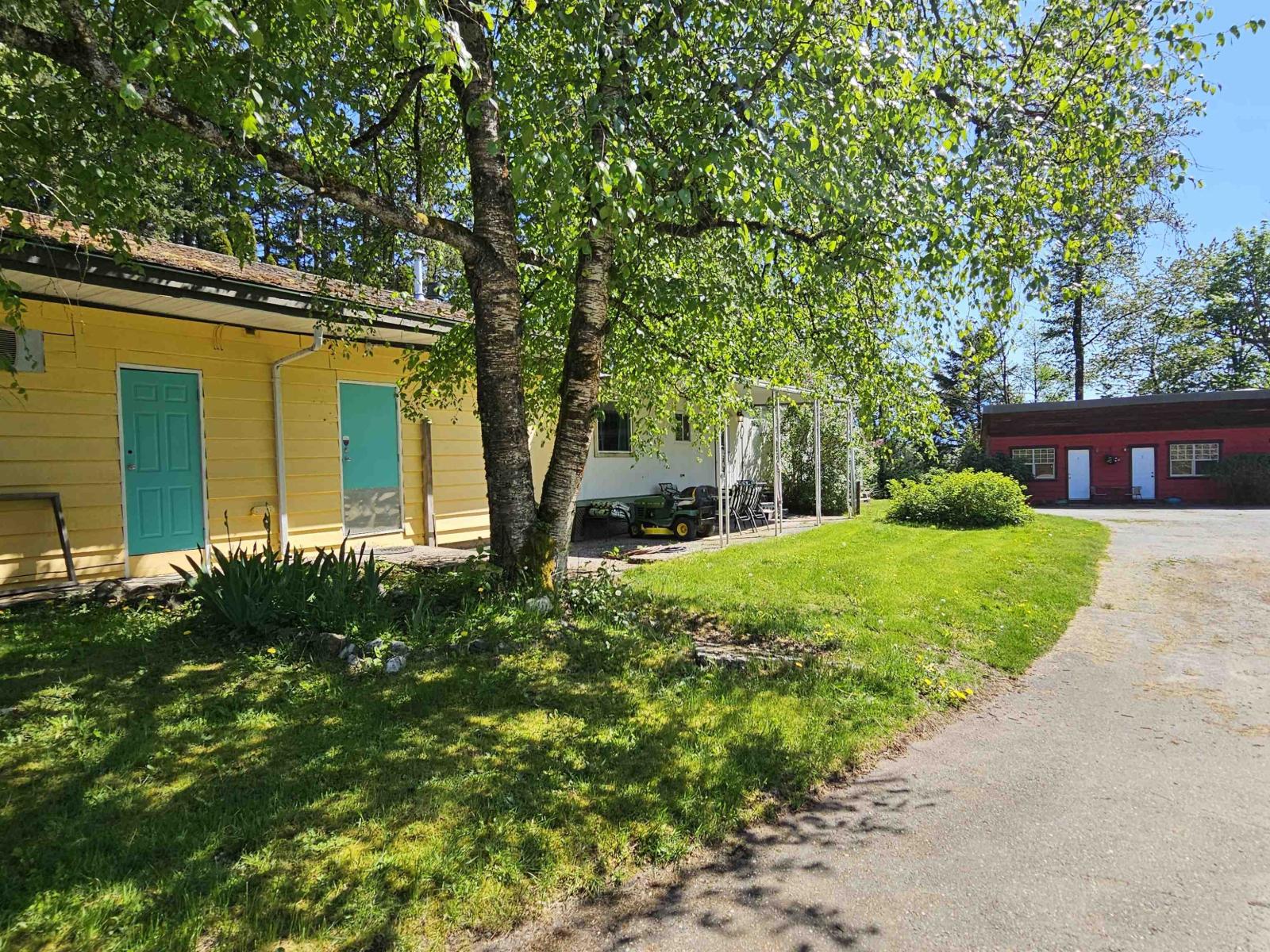 2226 LOUGHEED HIGHWAY, Mt Woodside, Agassiz — photo 2